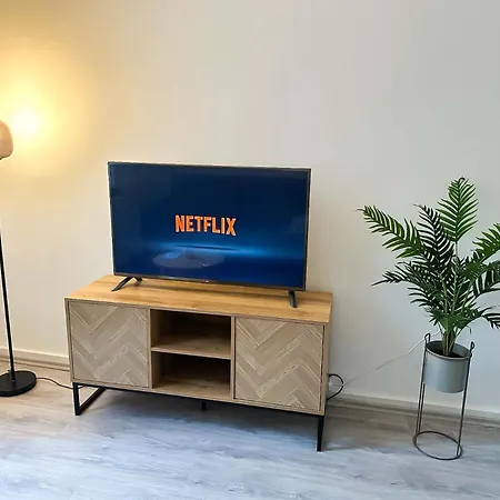 Moderne 3-zimmer-wohnung Mitten Im Zentrum Apartamento Neumünster