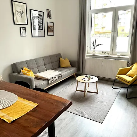 Daire Gemuetliche 3-zimmer Zentral *